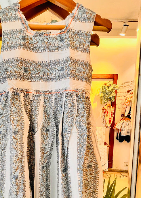 Summer Girls Dress Blue Flowers